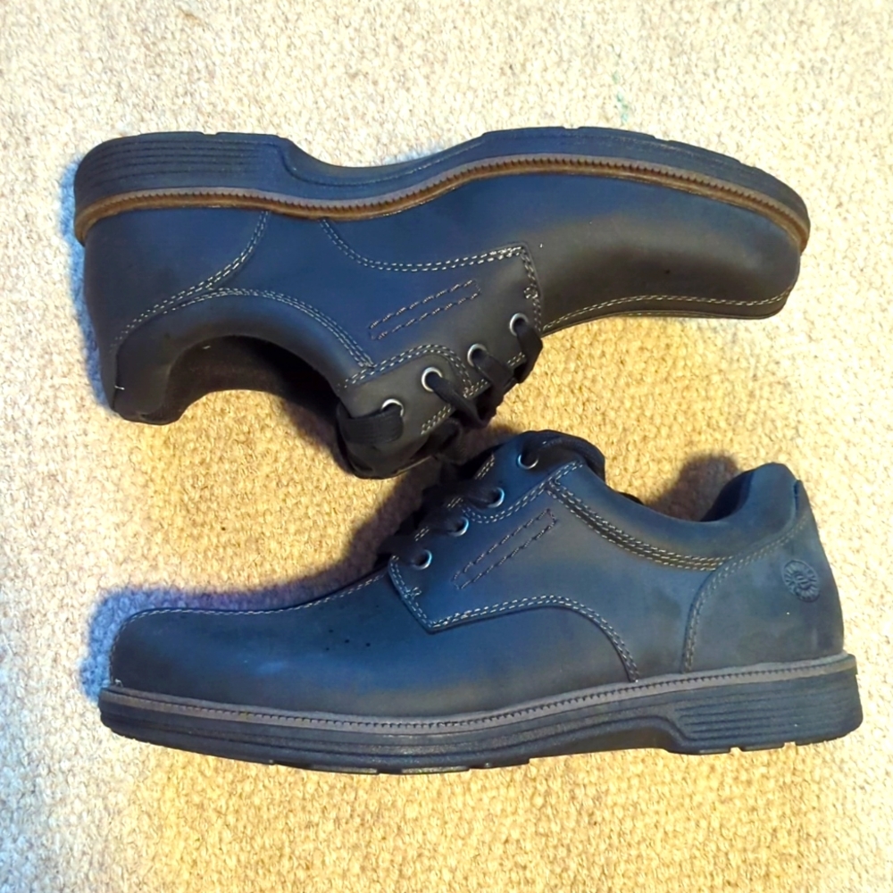 Mens earth Spirit work shoes size 11 new